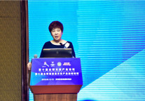 于丹：酒店服务最高标准是把细节当民族脸面