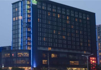 业主的目标是：不仅要满房，更要收益倍增