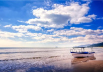 热烈祝贺海南书香世家海景酒店开业半周年！