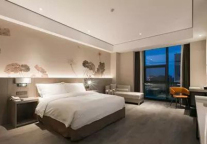 酒店市场波谲云诡 谁能保有可持续的竞争力?