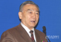 王治国：抑制房价过快增长长远来看是好事
