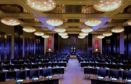 希尔顿 奢华照明效果