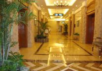 杭州第一世界大酒店成为五星级酒店