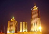 锦江酒店与陕西延长石油签约