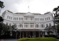 走进新加坡历史悠久的莱佛士酒店