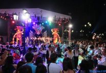 “2011威尼斯人嘉年华”在森巴舞中圆满闭幕