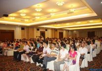 2011年高招填报志愿辅导会在三亚湘投银泰度假酒店开讲