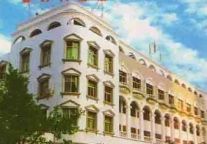 "摘星"酒店转做经济型 中低级酒店处境尴尬