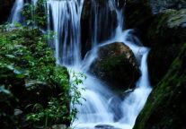 野三坡:金秋美景喜迎客 重阳登山共欢乐
