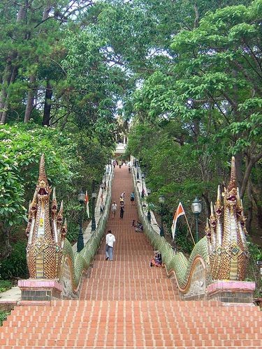 普拉辛寺别名双龙寺