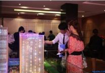 雅阁集团：酒店与地产联动双赢