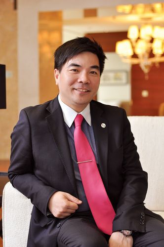 鲍文乐 广州东圃合景福朋喜来登驻店经理 鲍文乐 广州东圃合景福朋喜来登驻店经理