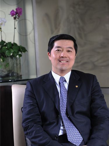 金陵酒店管理公司总裁 陈雪明先生