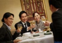 上海松江假日酒店推出年会包价