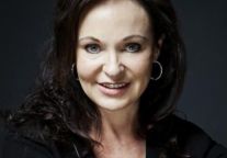 费尔蒙任命詹妮弗&#8226;福克斯为新一任总裁