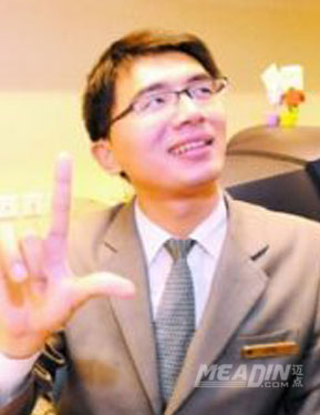 秦鸿标