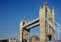 英国酒店业看好2012 