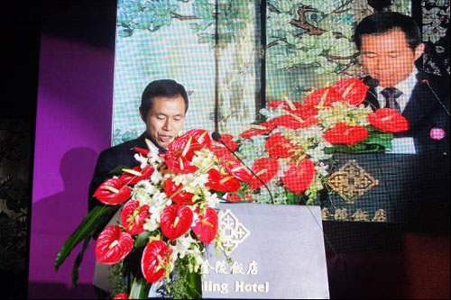 康乃馨被金陵指定为客房布草类唯一战略合作伙伴