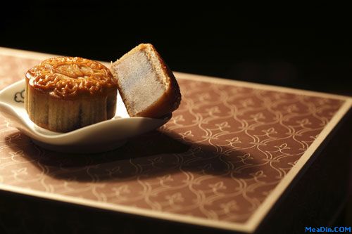 上海外滩华尔道夫酒店呈献精美月饼礼盒