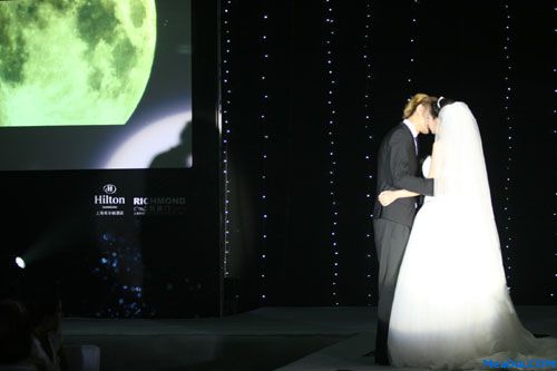 2012上海希尔顿酒店秋季“浪漫星空”婚礼秀