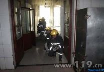 包头消防深入白天鹅大酒店开展灭火实战演练