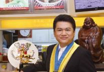 阮弼壕：蓝带厨神，享誉香江