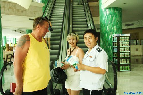 外国友人询问海南离境退税优惠政策