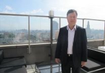 林建中：生意“坐”在客人心中
