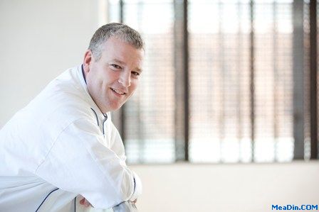 北京金融街丽思卡尔顿酒店任行政总厨 尼尔顿•布朗(Nathan Brown)