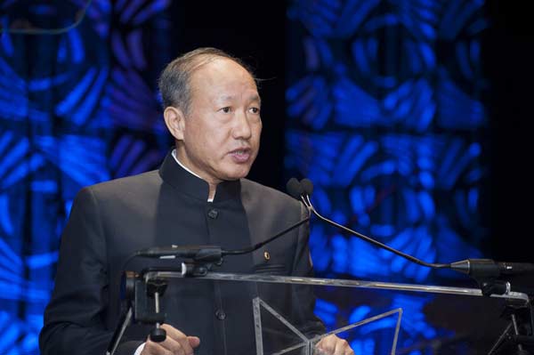 陈峰董事长在南南奖现场发表感言
