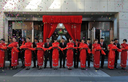 北京千禧大酒店旋转门正式启用剪彩仪式