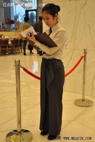 湖州喜来登员工制服颇有精神