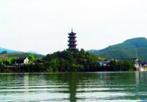 “在线”的劣势就是“传统”的优势