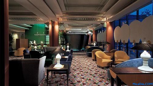 Online Satisfaction And Experience In The Hospitality Industry