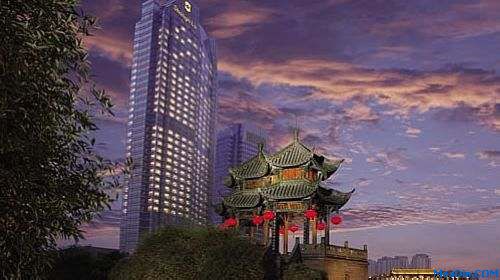 进军酒店管理 地产集团准备好了吗?
