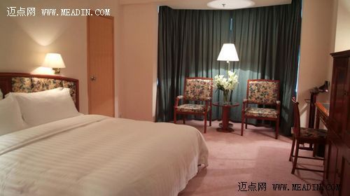 珀丽酒店去年亏损收窄至1.43亿元