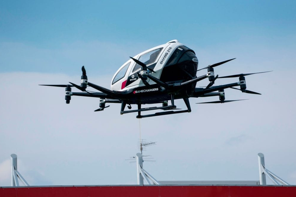 Ehang_flying_taxi.jpg Ehang_flying_taxi.jpg