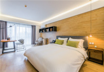 英卓未来公寓CEO卑立新：锻造科技实力 赋能住宿生态圈