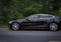 特斯拉推出3.5万美元版Model 3 走量的代价不止全面关店