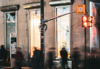 乘风破浪，公寓下南洋的“3桶金”