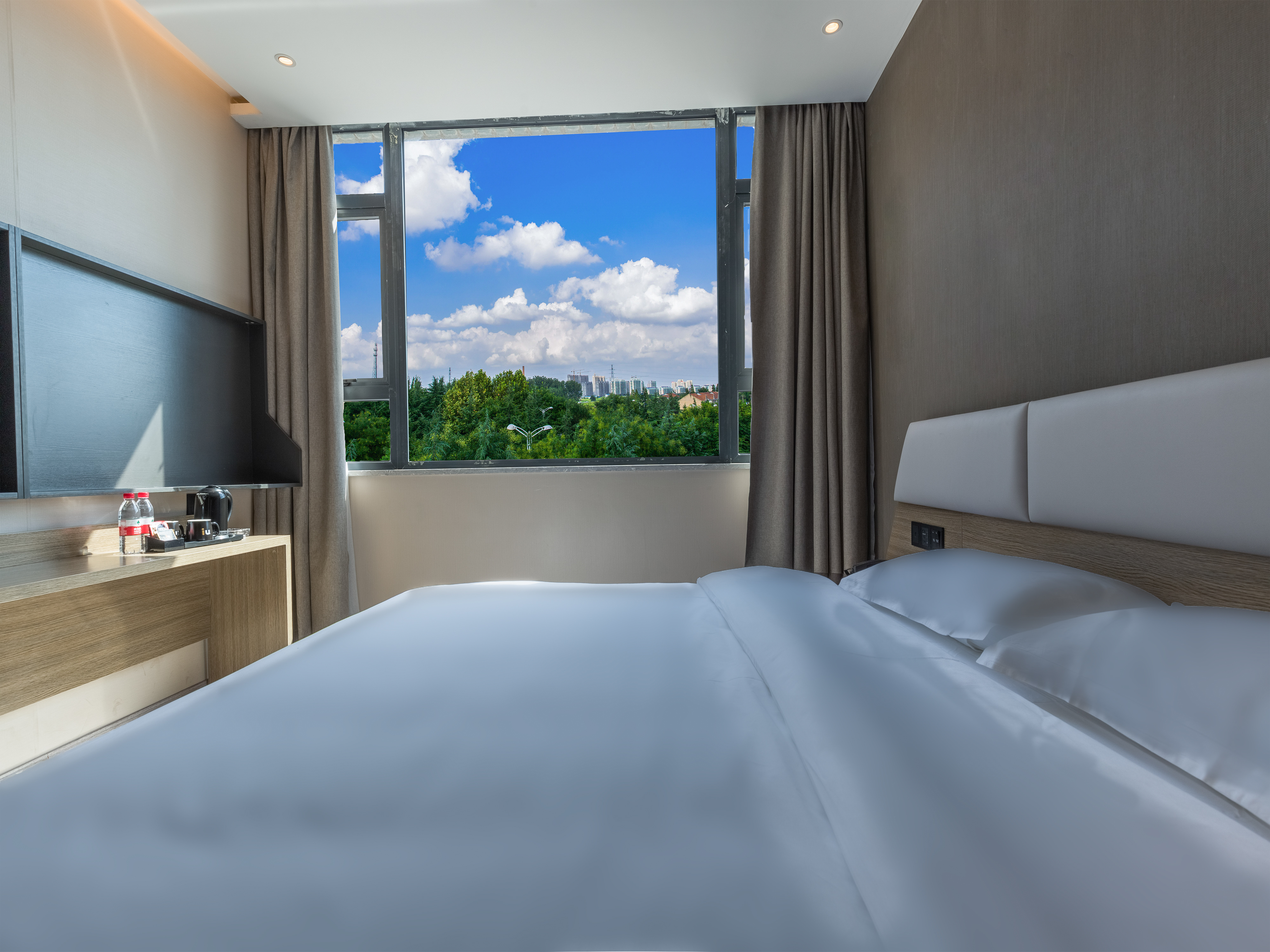 西昌航天大道店1.jpg 西昌航天大道店1.jpg