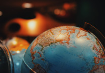 减免年费、开放流量、贷款及保险支持，飞猪推出平台商家扶助计划