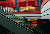 雅诗阁、泊寓、希岸发布公寓新品；富力120亿入局广州旧改；杭州等3地重磅新政丨迈点周报