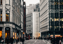 迈点译讯丨欧洲放宽旅游限制，航空、酒店类股票大涨