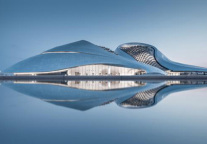 白玉兰酒店：“冰城”的夏日