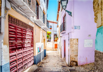 艰难复苏、求变，迪士尼还在等待真正重启