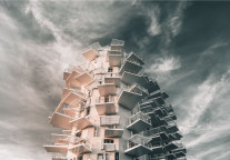 房企半年成绩单发布，从长租等创新业务解局“大未来”