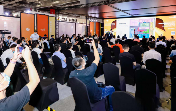 C位出道 - 希诺酒店亮相行业盛会分享小美体验454.png