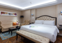 反向视角：中端单体酒店的破局