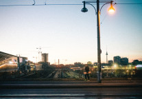 同程艺龙一季度营收10亿元 盈利7808万元